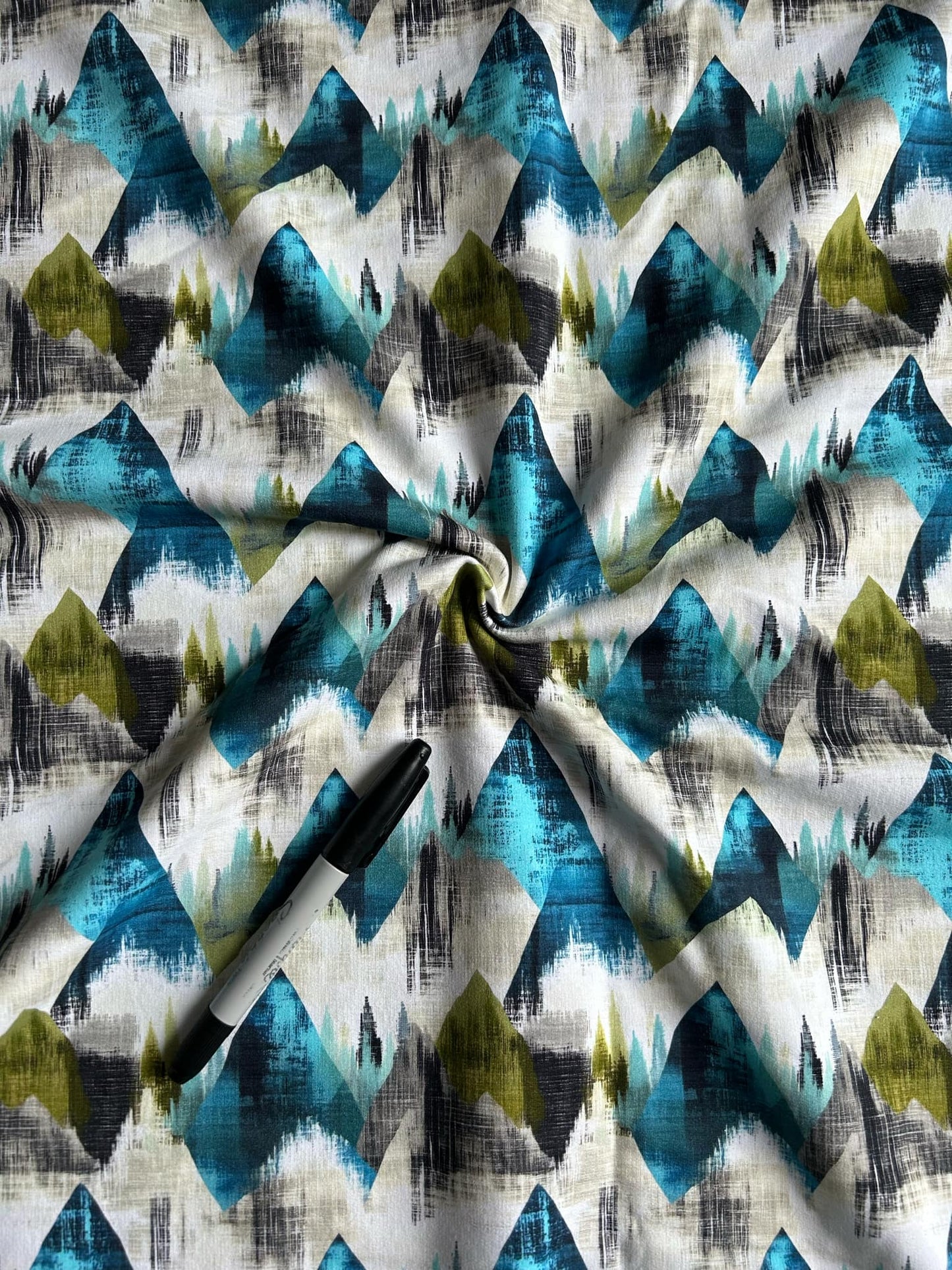 French Terry Brossé - Montagnes effet lin