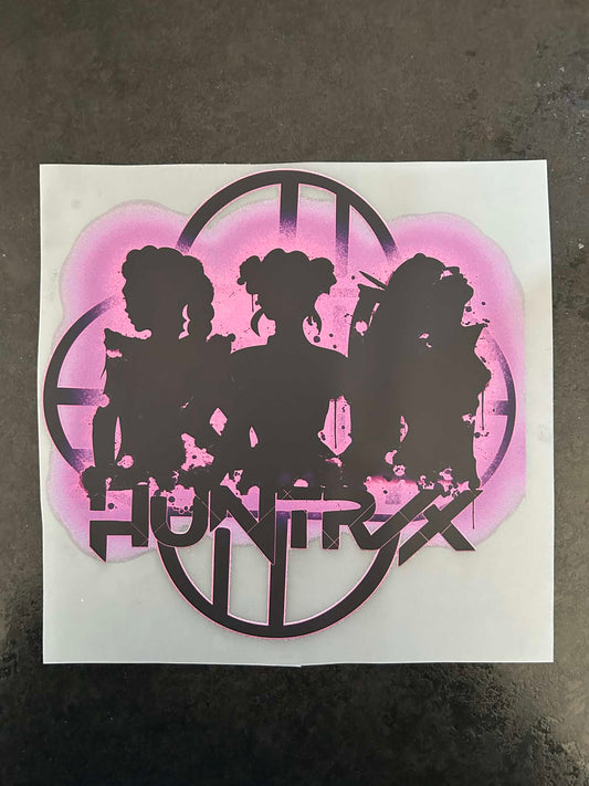 Huntr*x - 8"